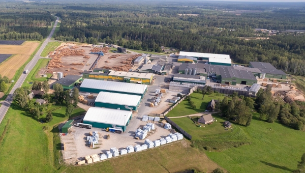 Barrus ostis enamusosaluse Balti juhtivas klaasitootjas Glassense´is